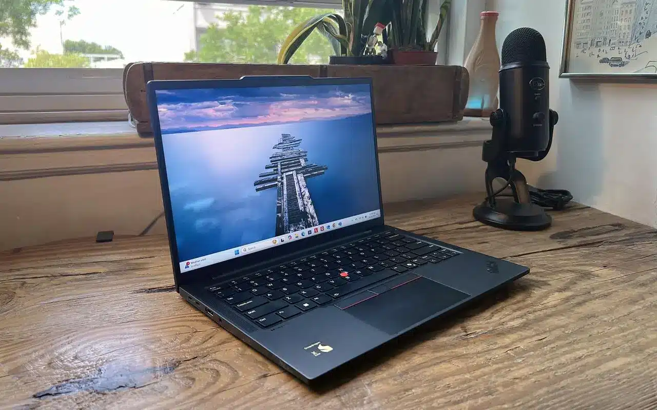 Lenovo ThinkPad T14s Gen 6 Copilot Plus Review