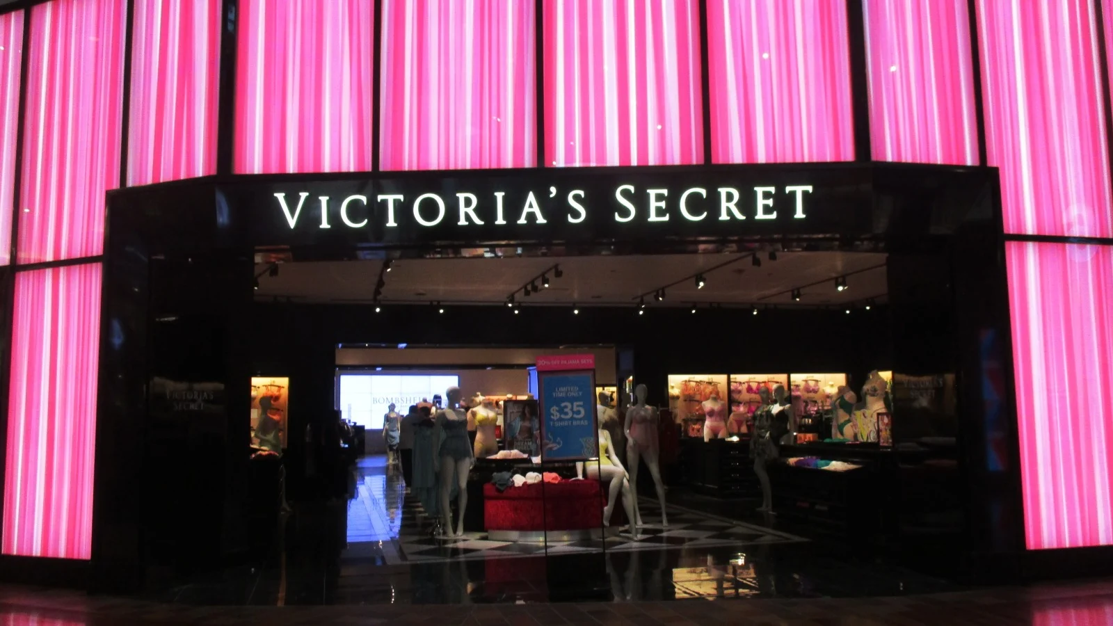 Victoria’s Secret takes down website after security incident