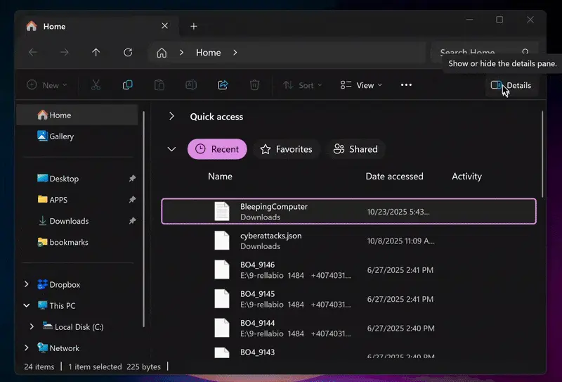 File Explorer flashes